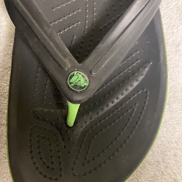 Mens Crocs Flip Flop Sandals - Picture 3 of 4